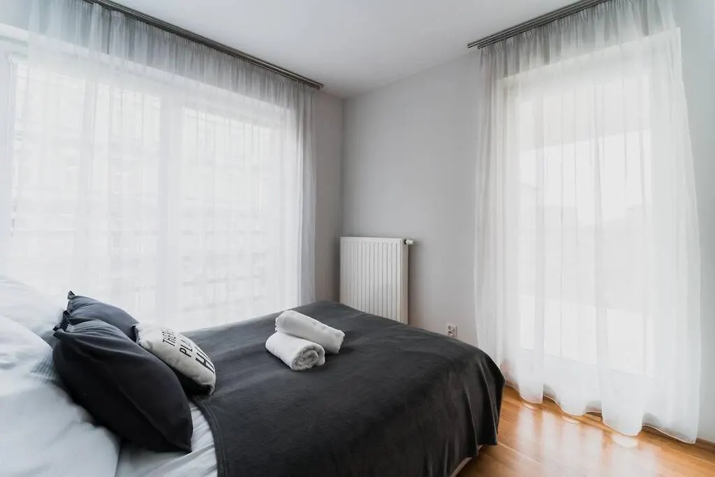 New Apartment-Old Town-4 Rooms-New Building-Garage Wroclaw Poland