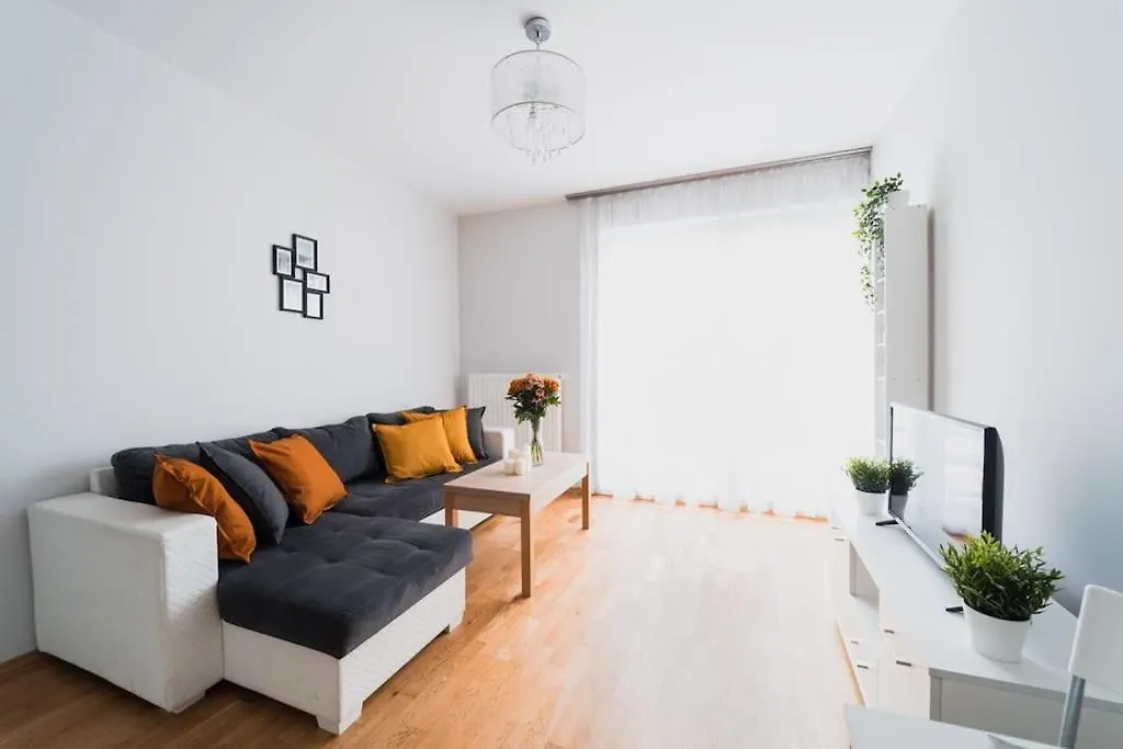 New Apartment-Old Town-4 Rooms-New Building-Garage Wroclaw 0*,  Poland